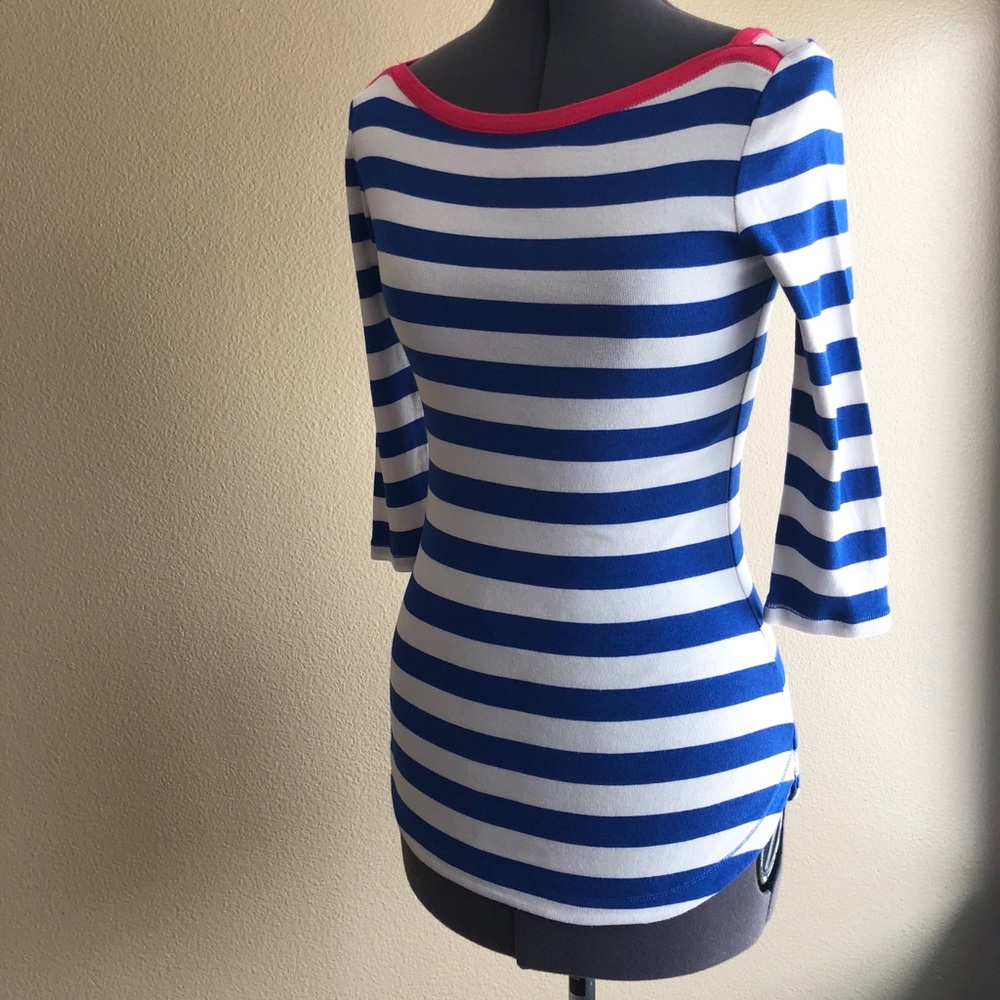 Gap striped 3/4 sleeve t-shirt